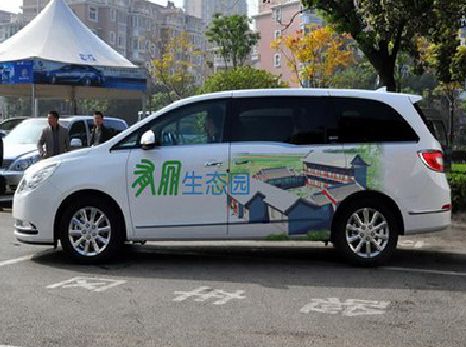 恩施户外车贴喷绘如何保持效果?